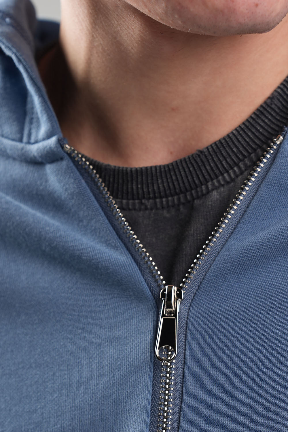 ZIPPER 400 GSM WASHED