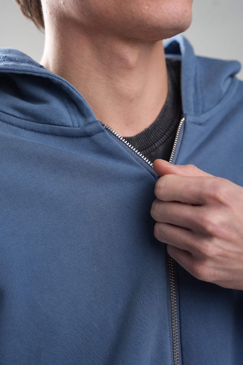 ZIPPER 400 GSM WASHED