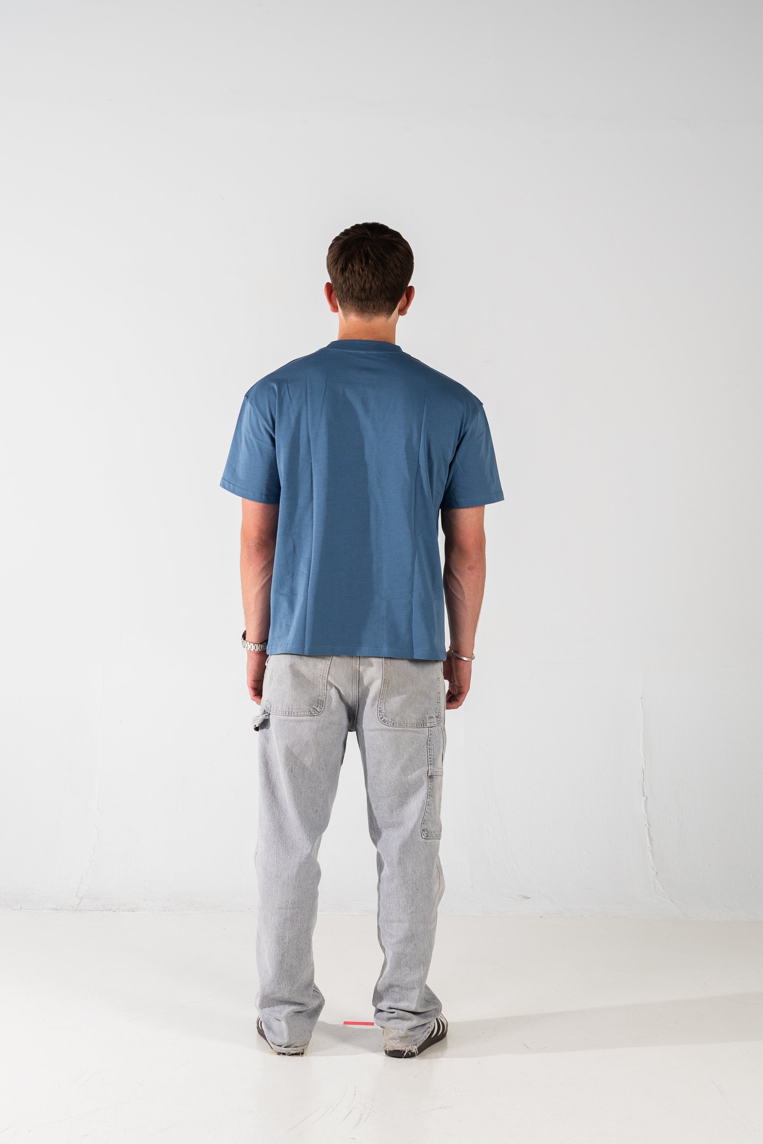 CAMISETA 240 GSM OVERSIZE
